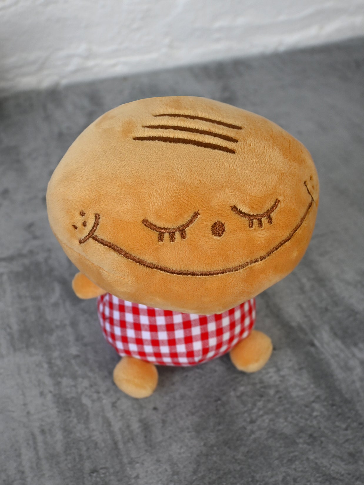 "Arepa" 8" Plush toy, designed by Natali Koromoto.