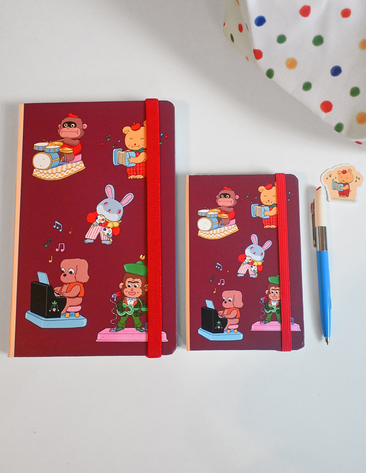 Cuaderno de tapa dura "Juguetes mecánicos"