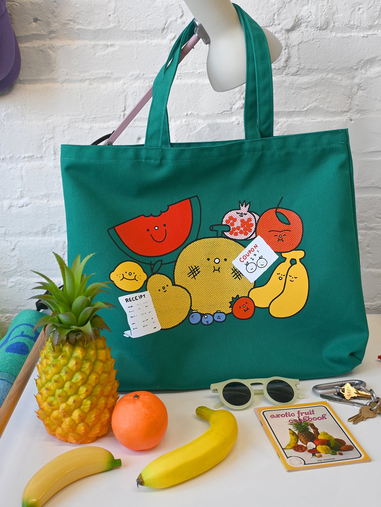 "Picnic" tote bag - Design by Natali Koromoto