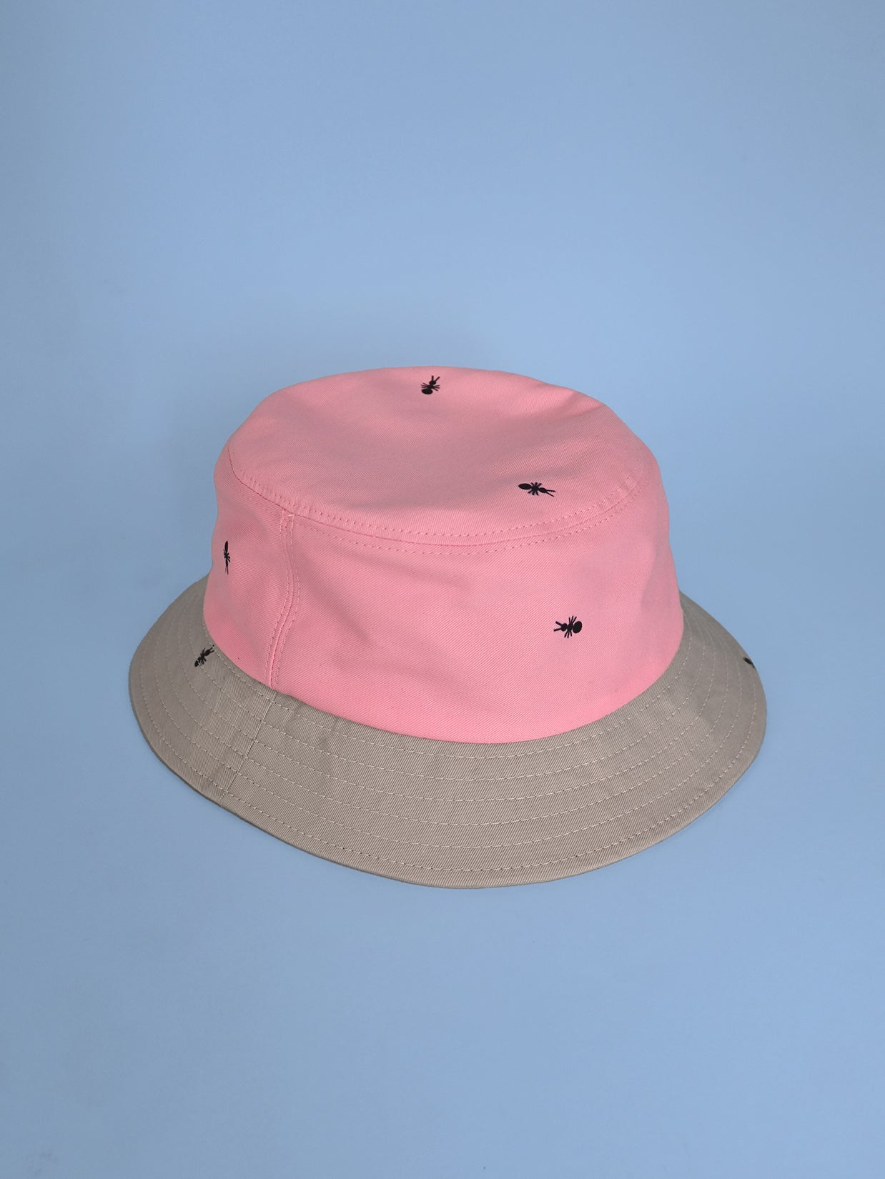Natali Koromoto x HO HOS HOLE IN THE WALL brands "Ants on Your Hat"  print design bucket hat in Pink Lemonade and Pearl Grey dye colorway fabric combo