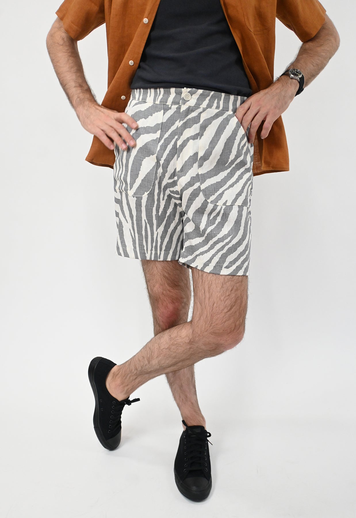 Short en lin "Zèbre sans cause" - Rayure grise