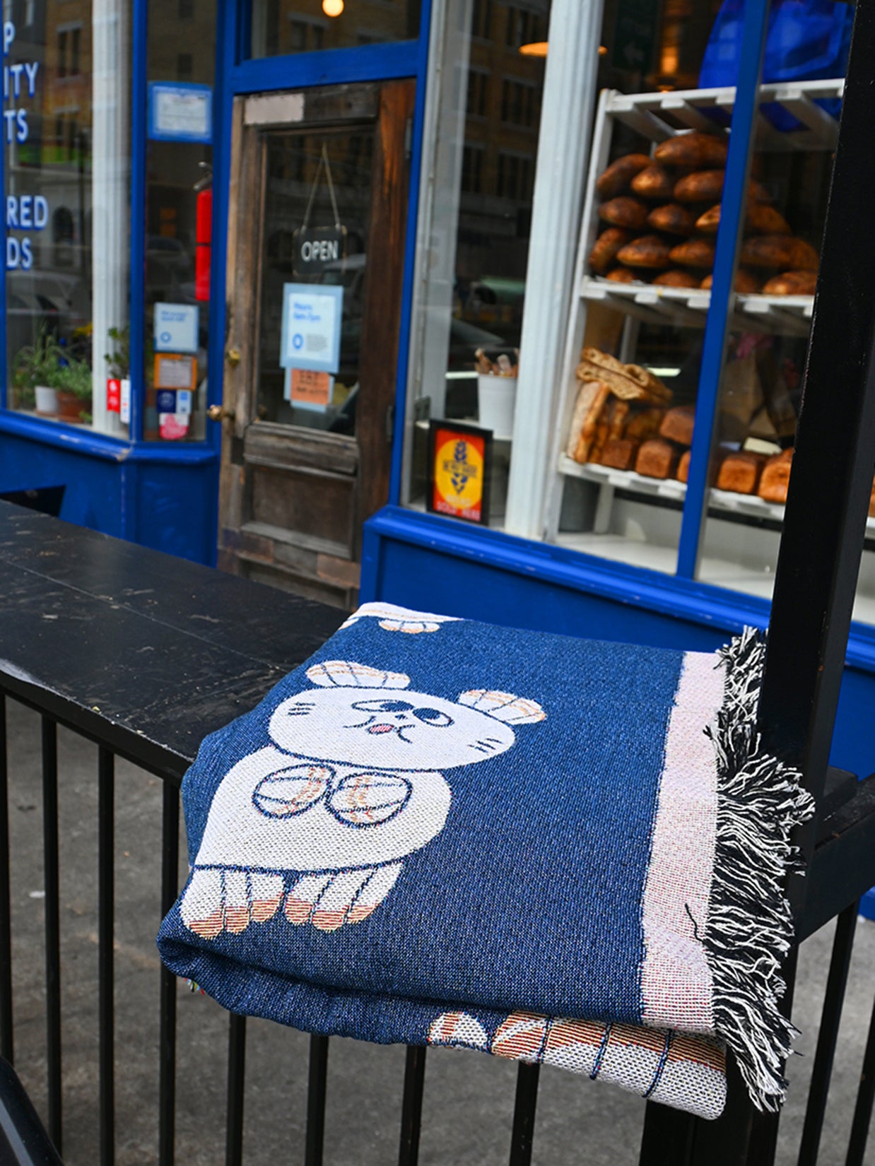 "Shell-Expression" Throw blanket