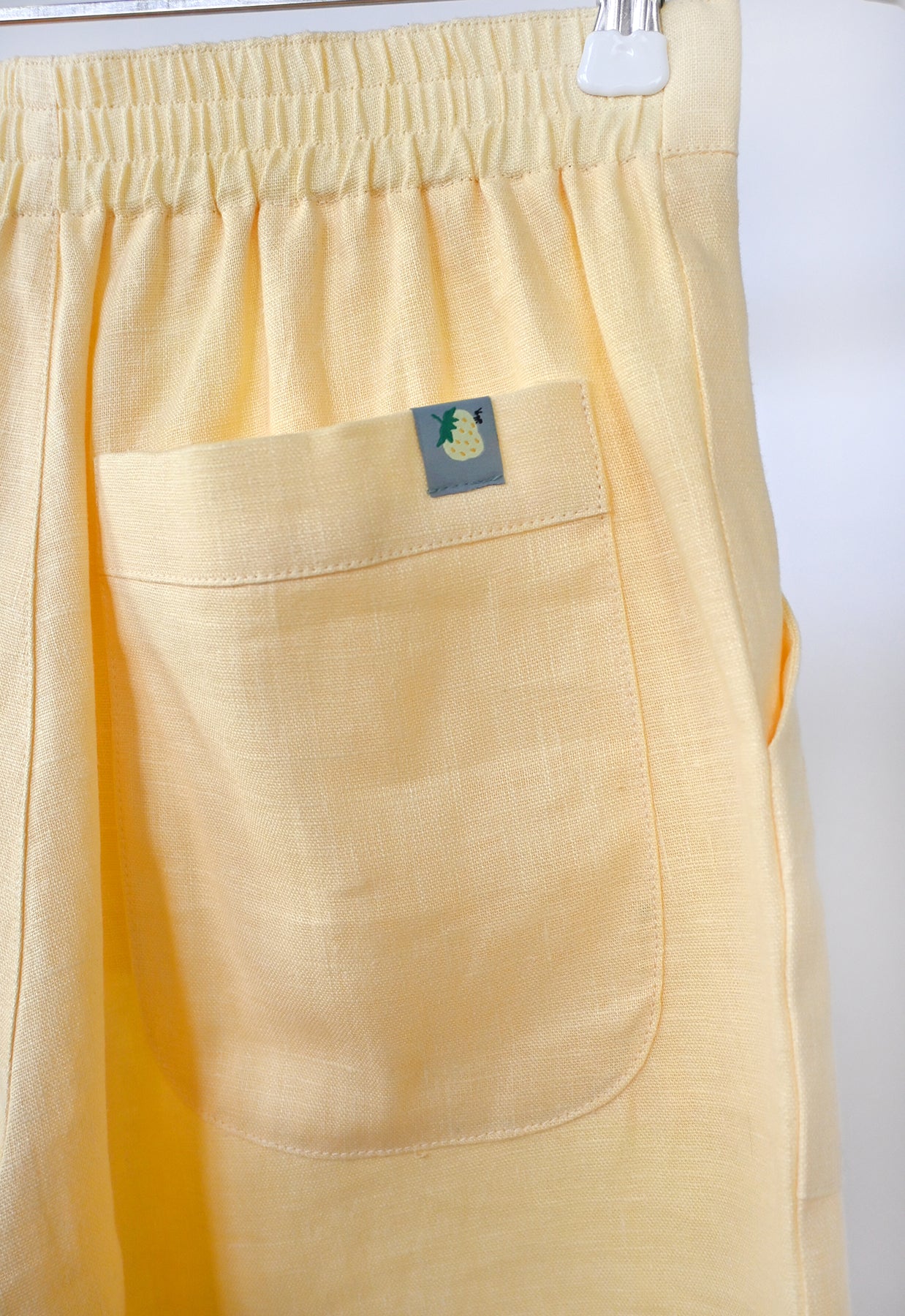 HO HOS HOLE IN THE WALL brand "Tutti-Frutti" Linen Shorts - Yellow Strawberry