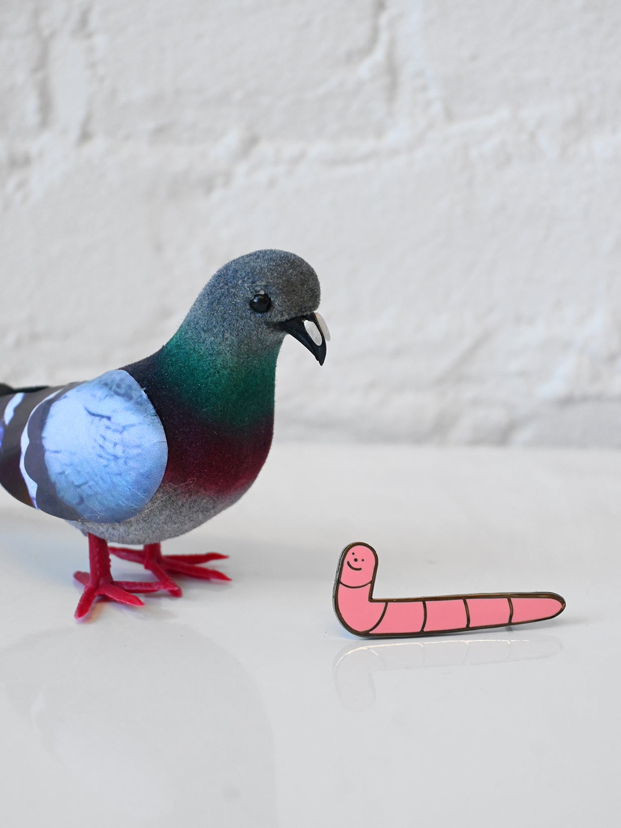 Pin de esmalte "Just Do the Worm"