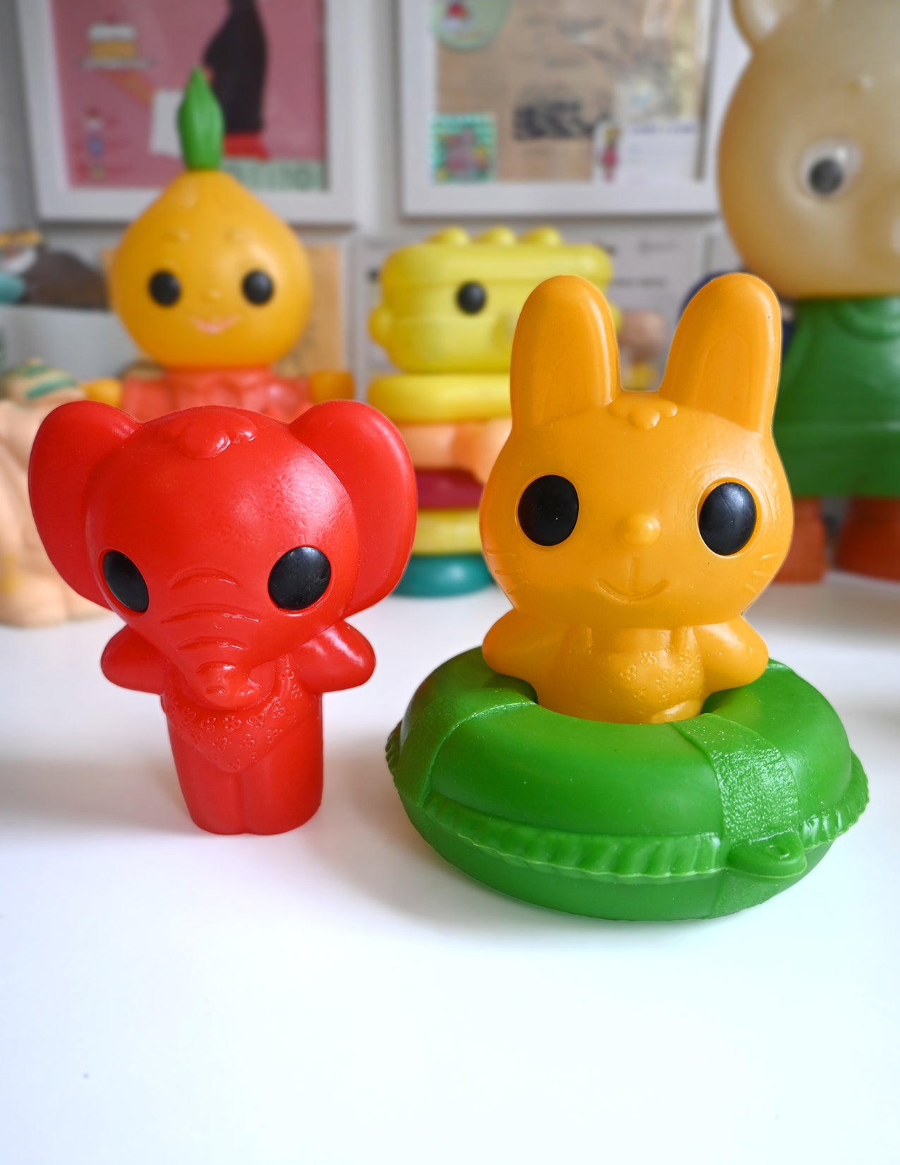 Bathing Elephant and Bunny (Vintage toys)