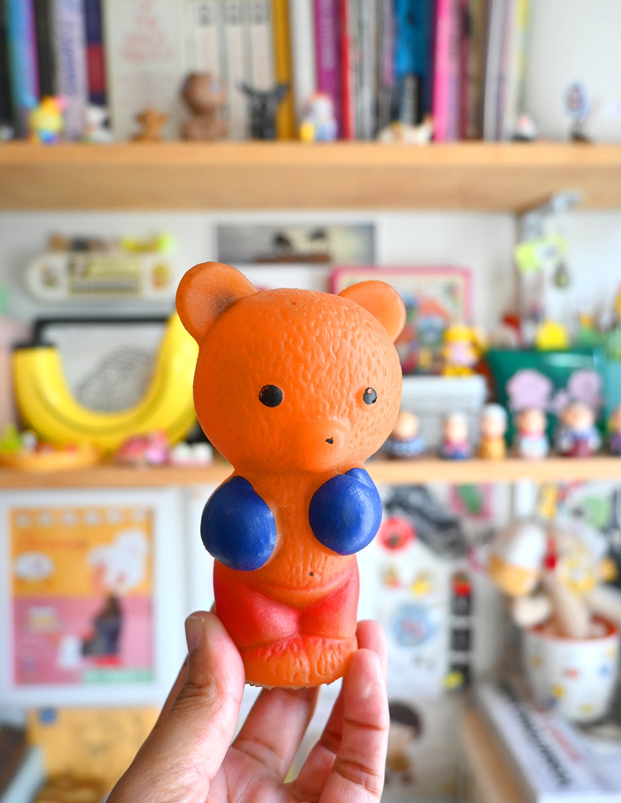 Boxer Bear  (Vintage toy)