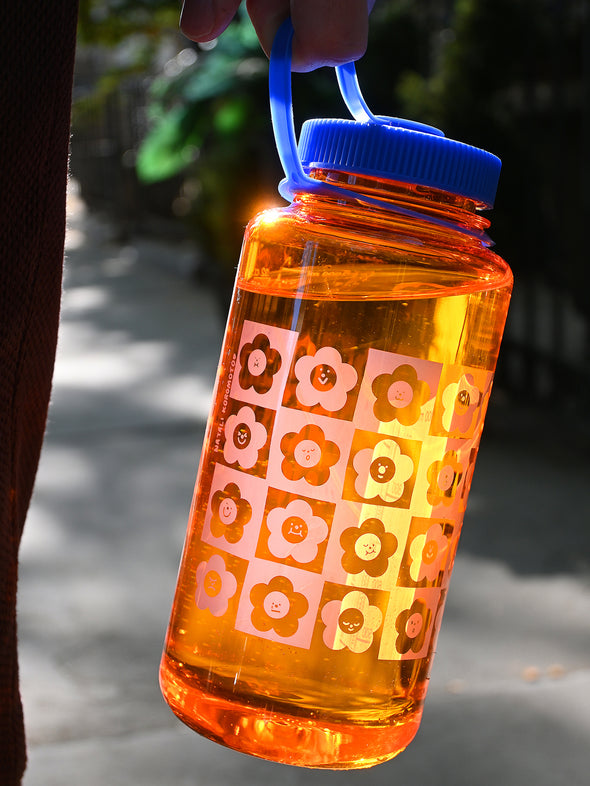 "Flower Friends" Daisy 32oz Nalgene Water Bottle