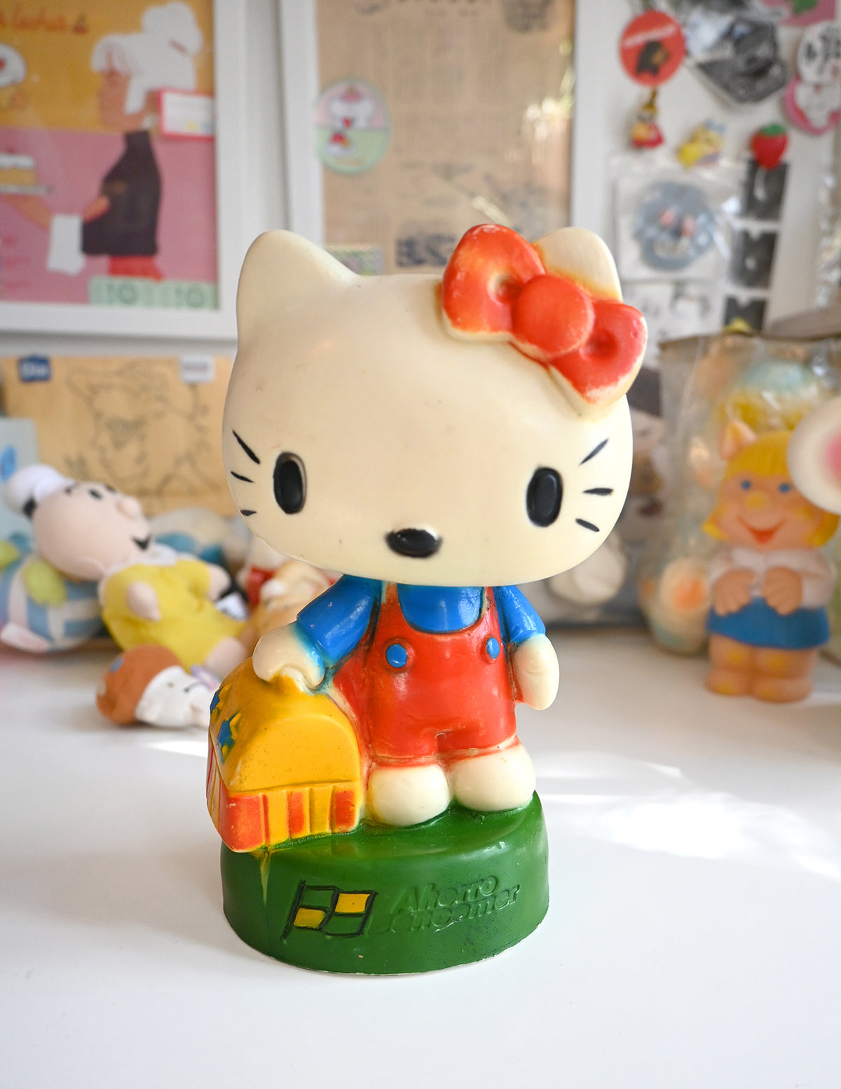 "Hola Kitty" Coin Bank