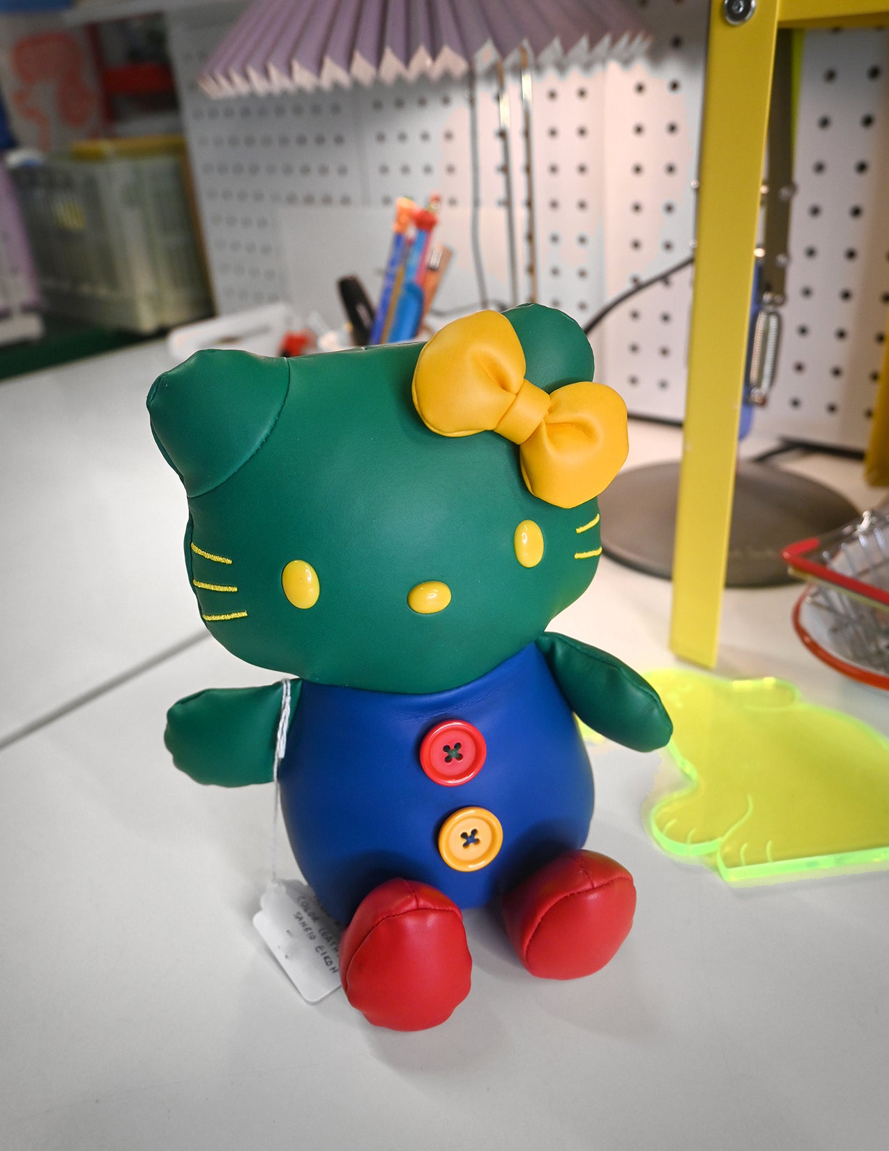 Hello Kitty Leather (Vintage Toy)