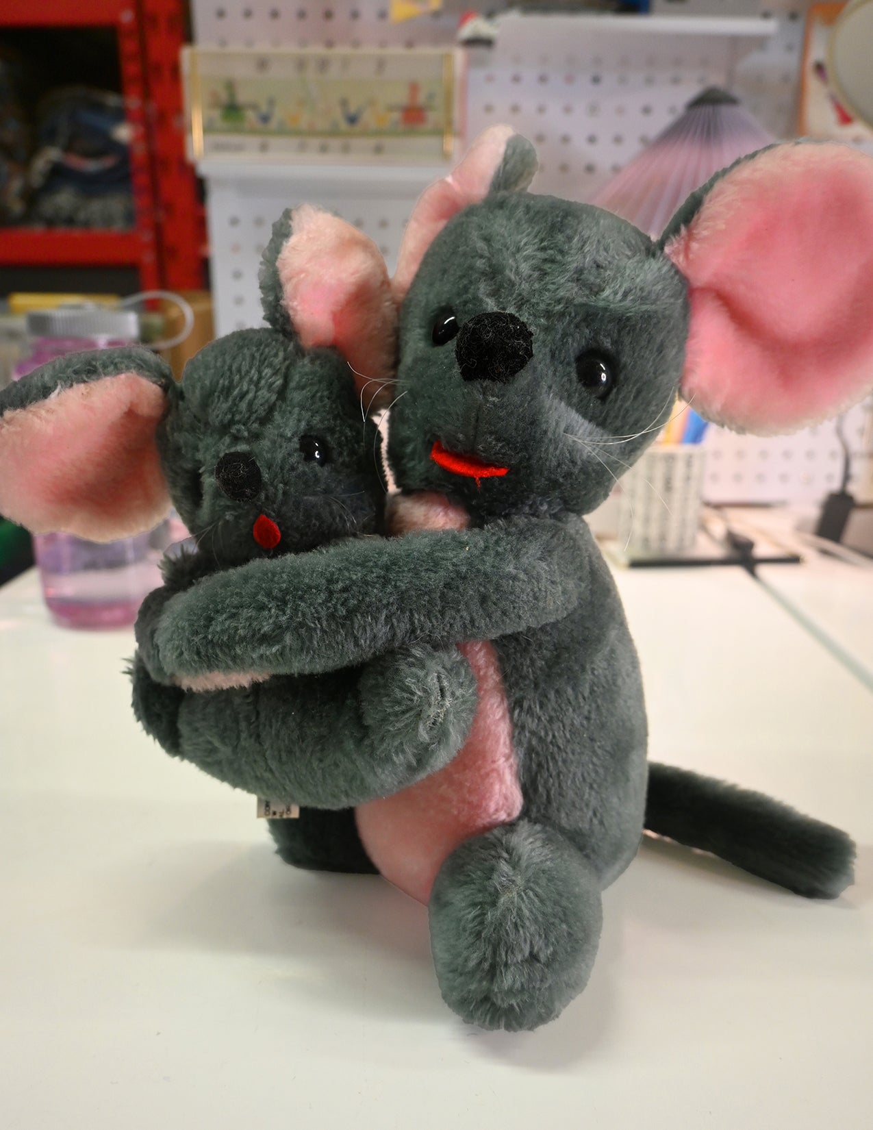 Mouse mom and baby  (Musical toy)