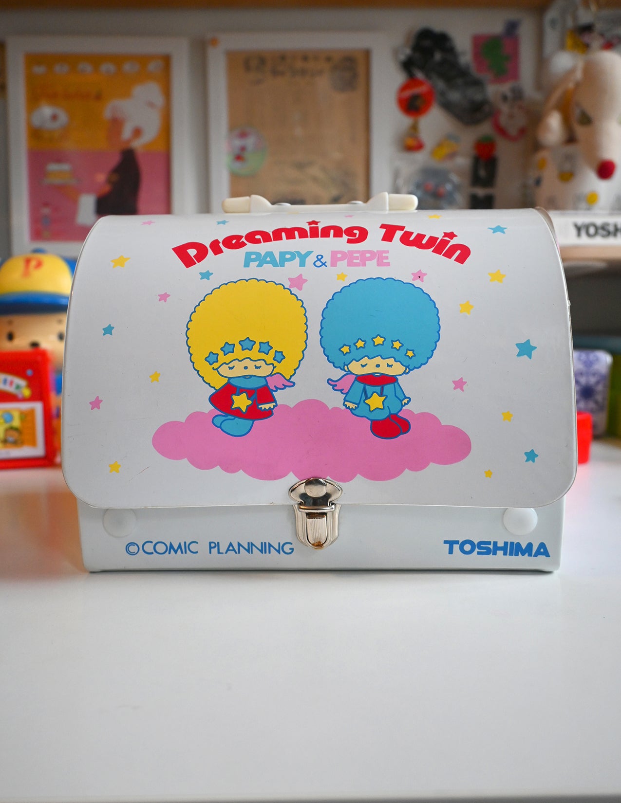 "Dreaming Twin Papy & Pepe" Suitcase (Vintage find)