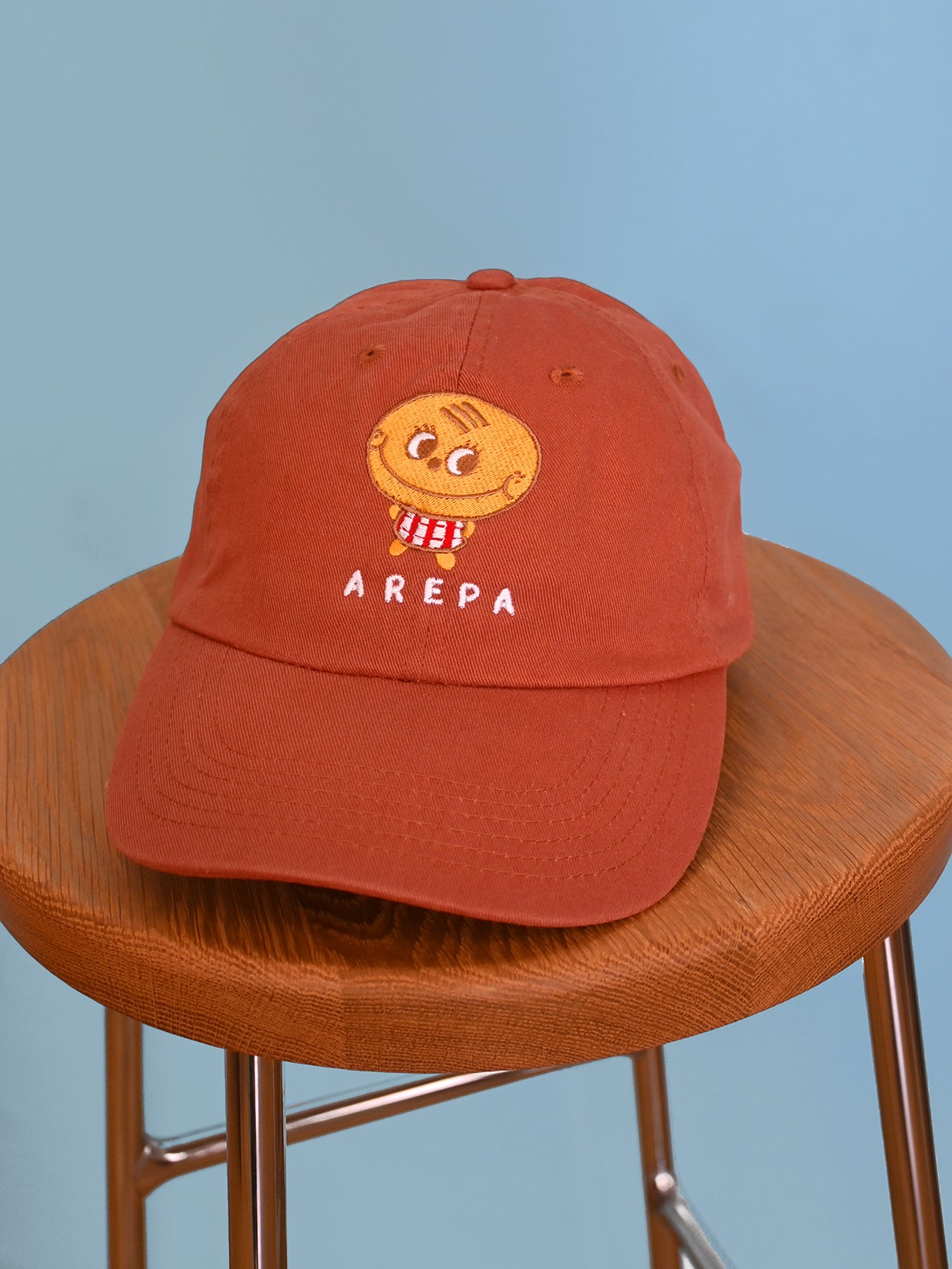 "Arepa" terra-cotta color embroidered cap