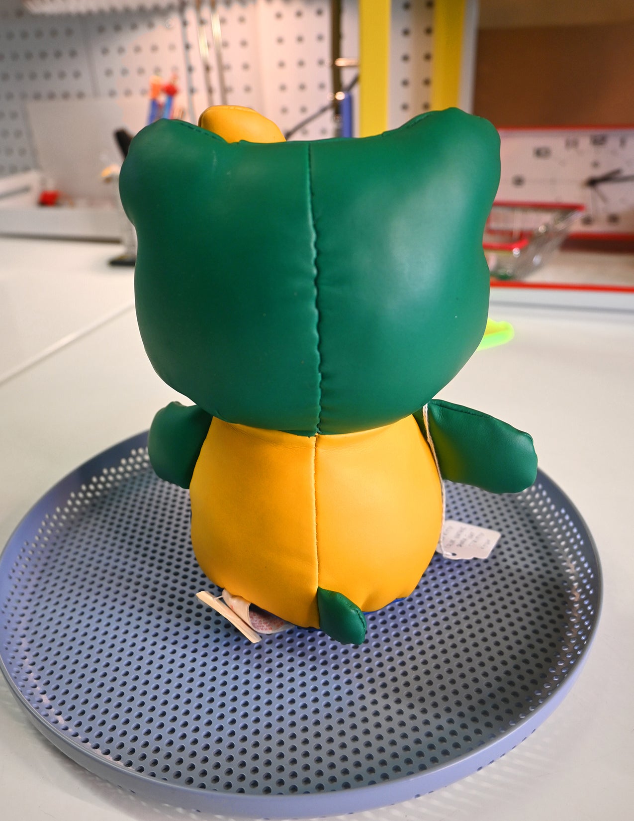 Hello Kitty Leather  (Vintage Toy)