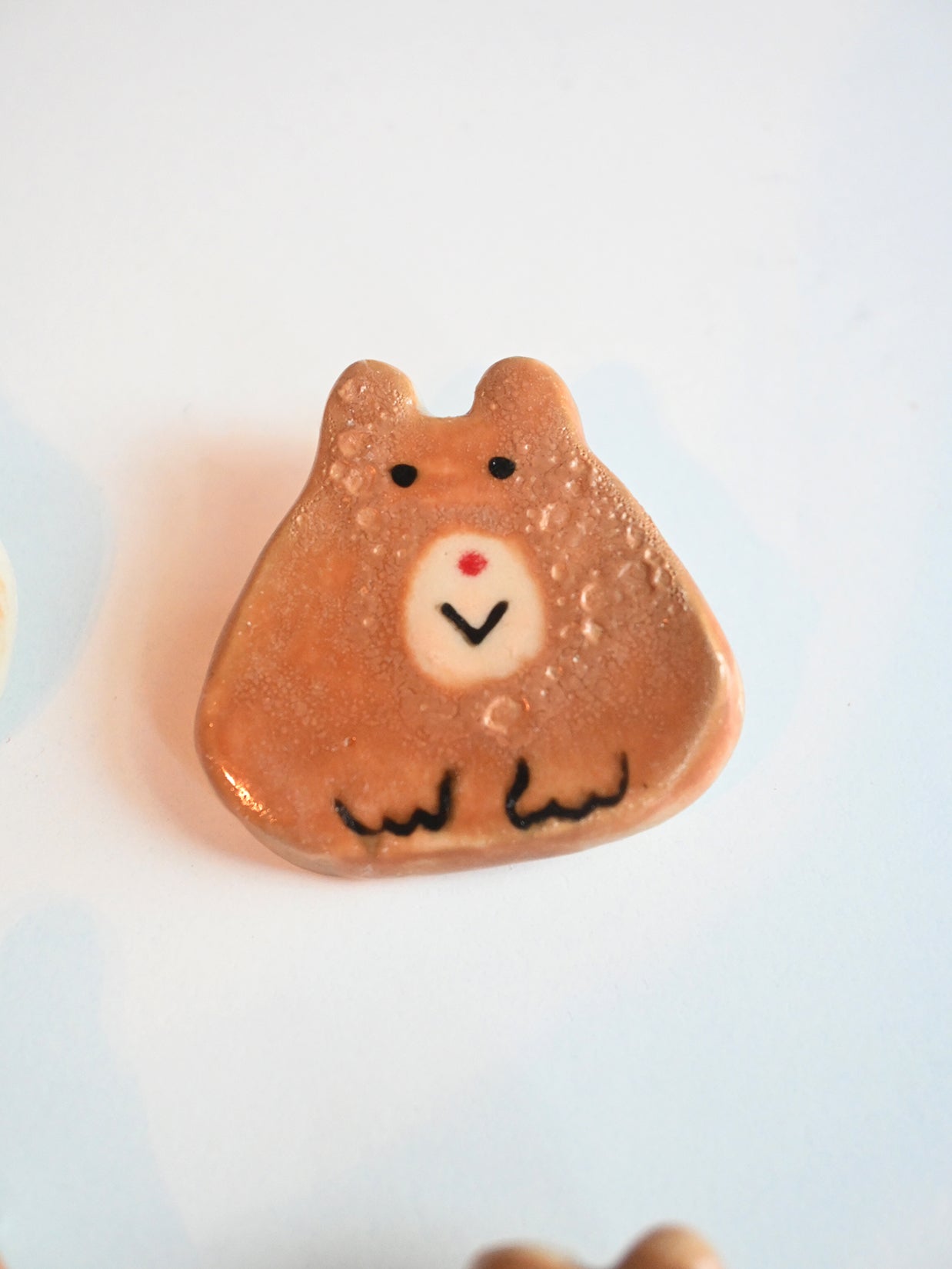 BEAR Ceramic pin