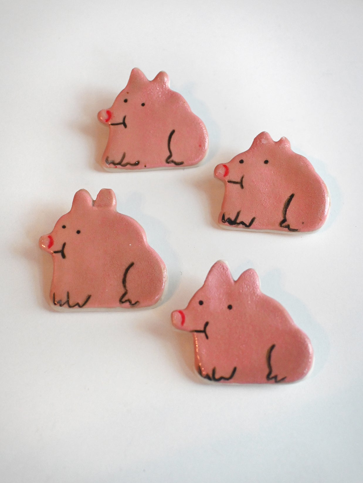 PIG Ceramic pin