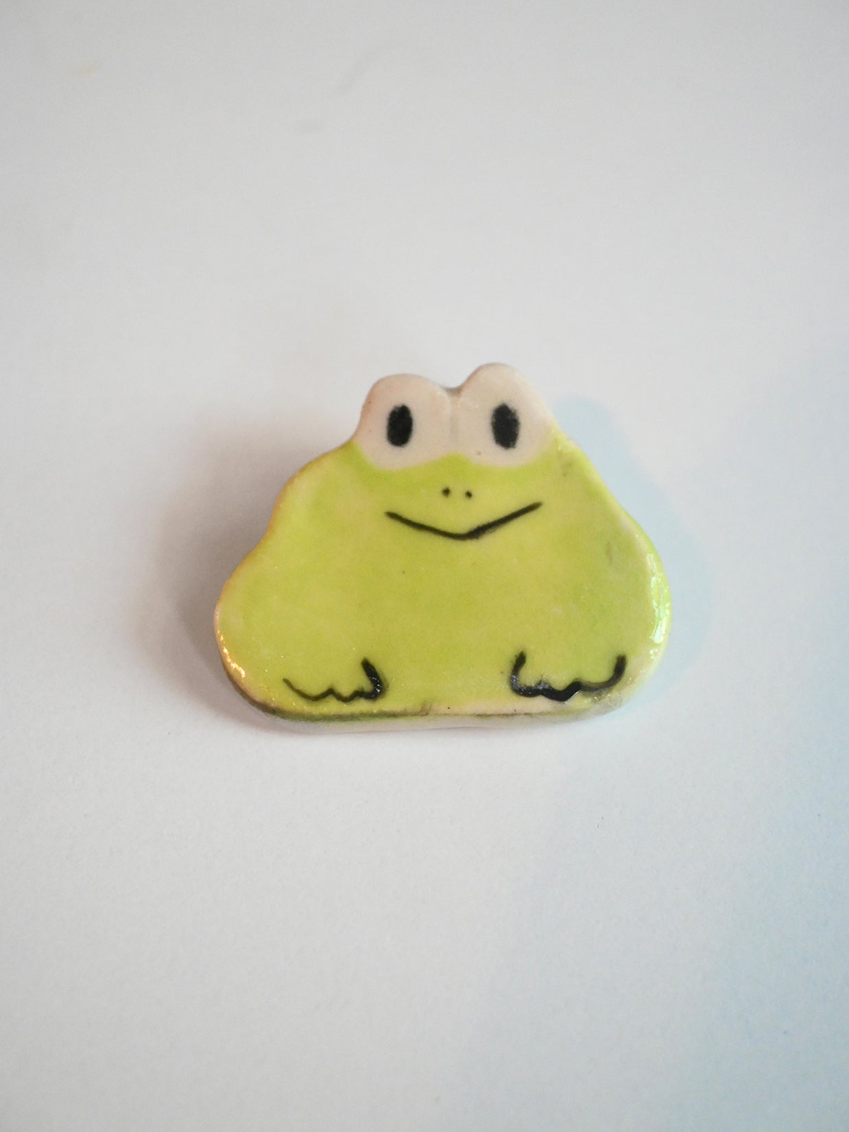 FROG Ceramic pin
