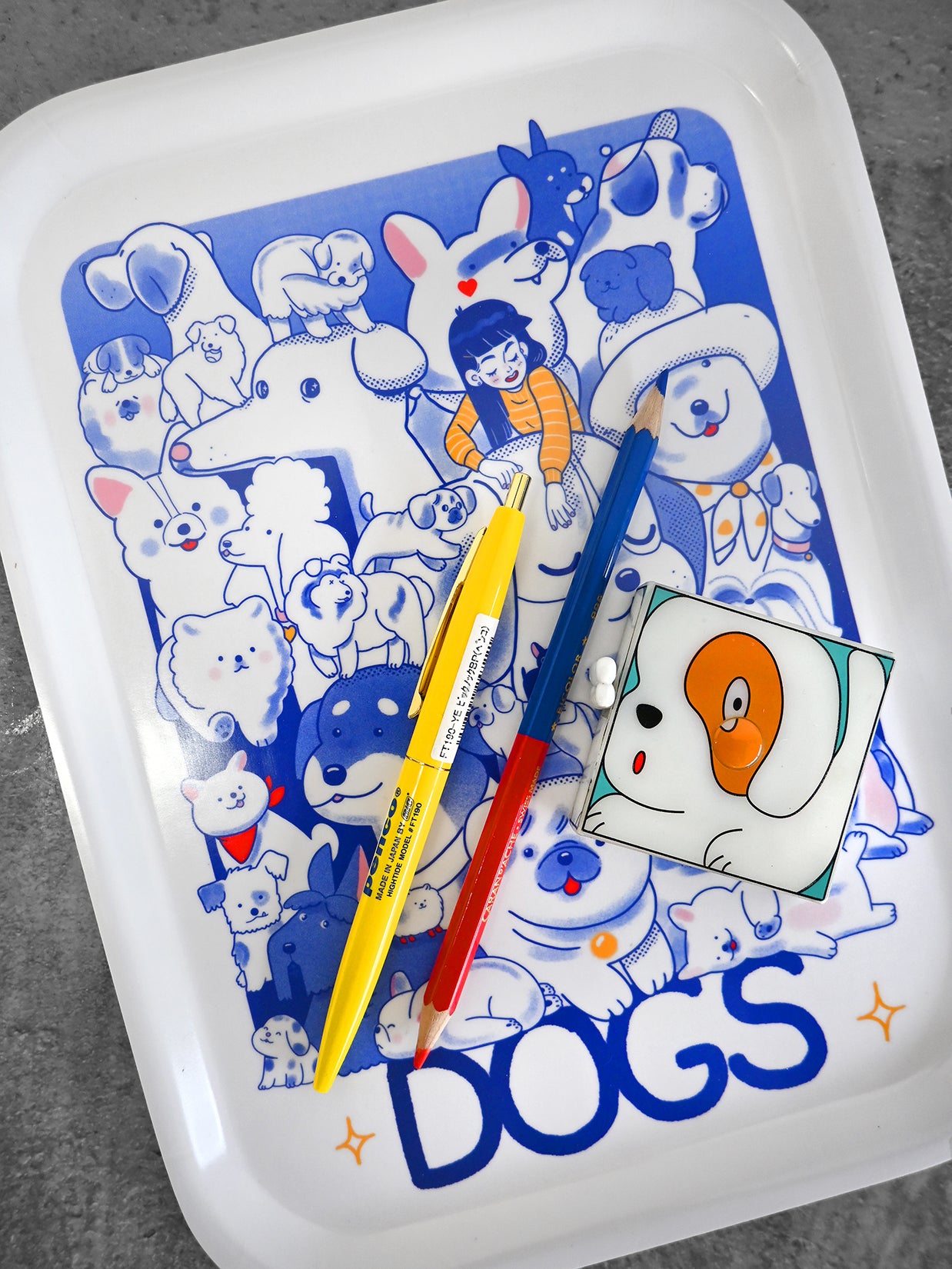 "DOGS" Catch-all tray. Designed by Natali Koromoto Martinez.