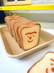 Poundcake/Ponqué sponge design by Natali Koromoto Martinez. Unibrow, Freckles, and Sleepy characters.