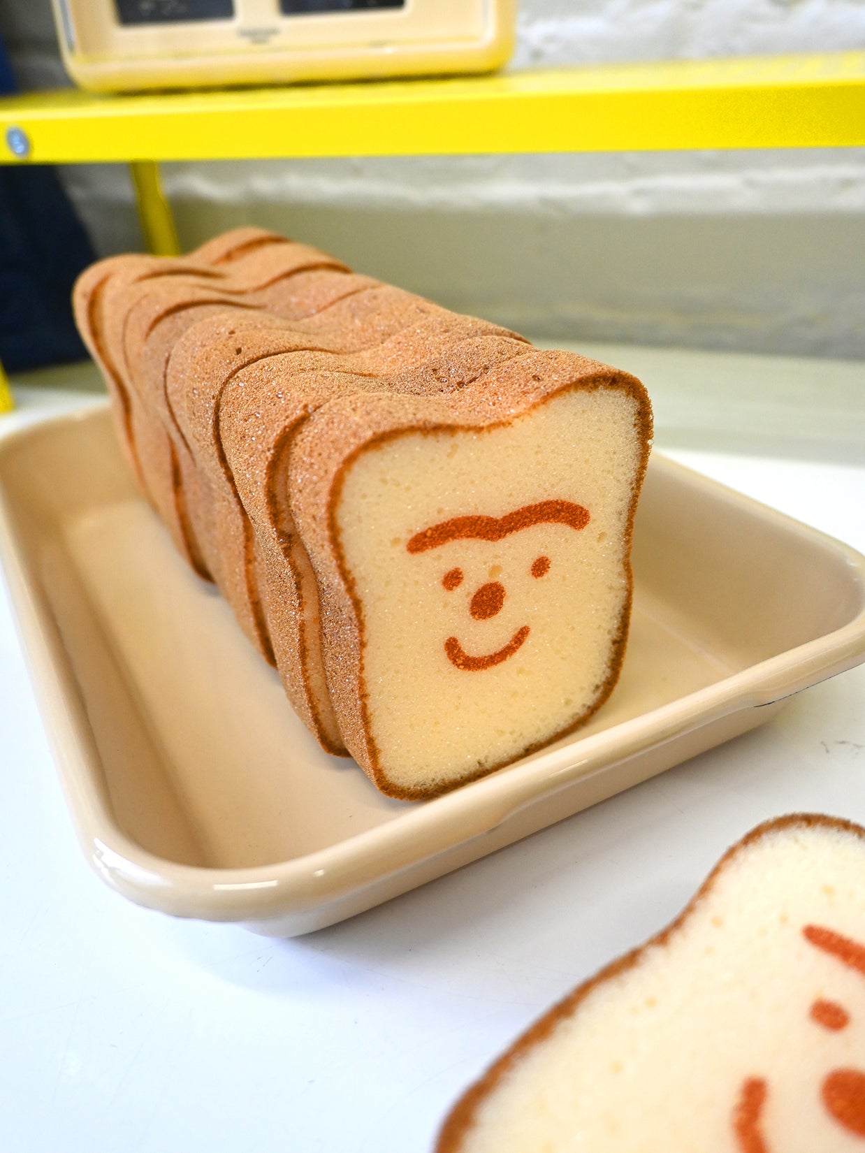 Poundcake/Ponqué sponge design by Natali Koromoto Martinez. Unibrow, Freckles, and Sleepy characters.