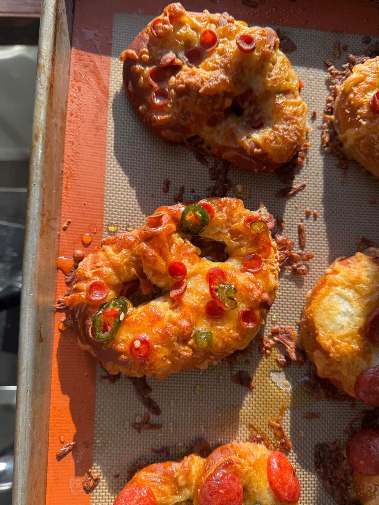 Fiery Recipes to Abolish Ice zine. 10 Fiery recipes. 60% proceeds go to United We Dream. Illustrations by Natali Koromoto Martinez.