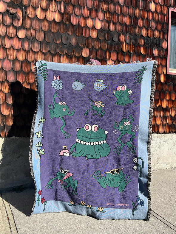 "Fashionably Froggy" Throw blanket