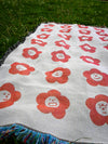 "Flower Friends Daisy" Throw blanket