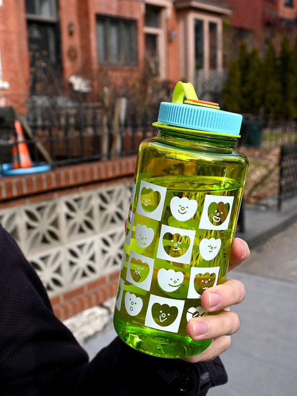 "Flower Friends" Tulip 32oz Nalgene Water Bottle