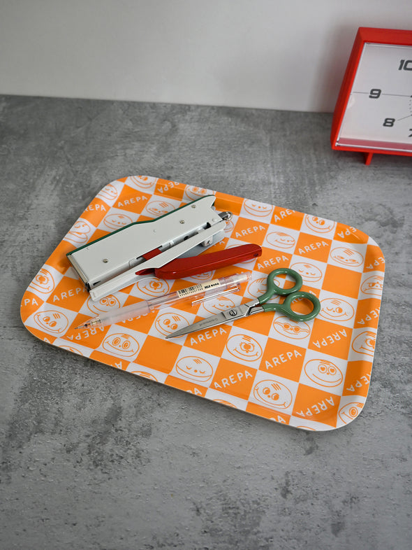 "Arepa" Catch-all tray