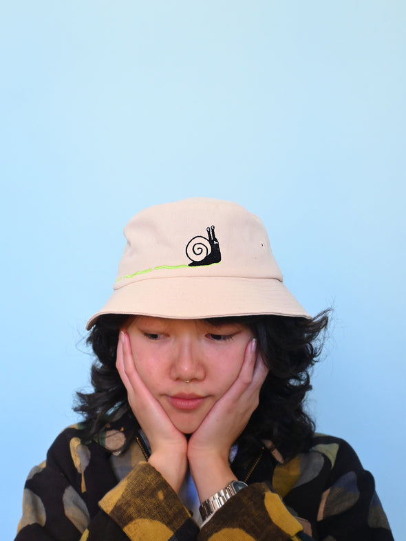 "Snail Trail" bucket hat